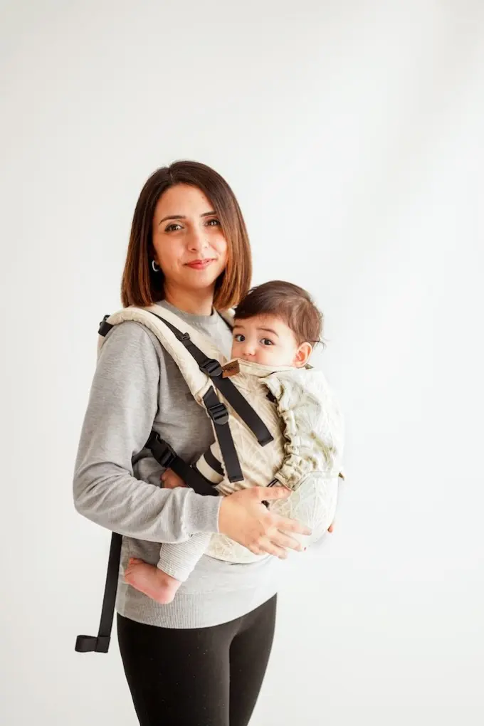 Neko Switch Medium Size Carrier - Perla - Image 1