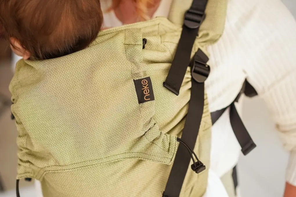 Neko Switch Medium Size Carrier - Moss - Image 4