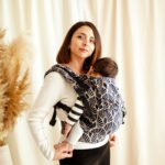 Neko Switch Medium Size Carrier - Kidonya Elegance