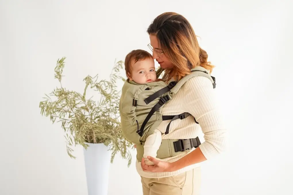 Neko Switch Medium Size Carrier - Moss - Image 9