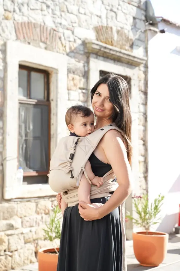Neko Half Buckle Baby Size Carrier- Pebble